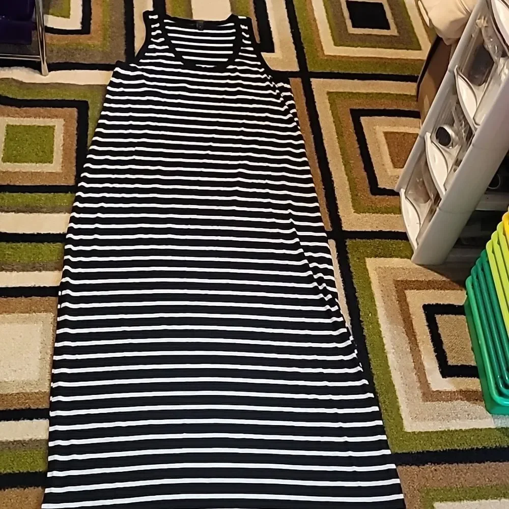 J. Crew Womens Black White Striped Scoop Neck Racerback Maxi Tank Dress‎ Size M
